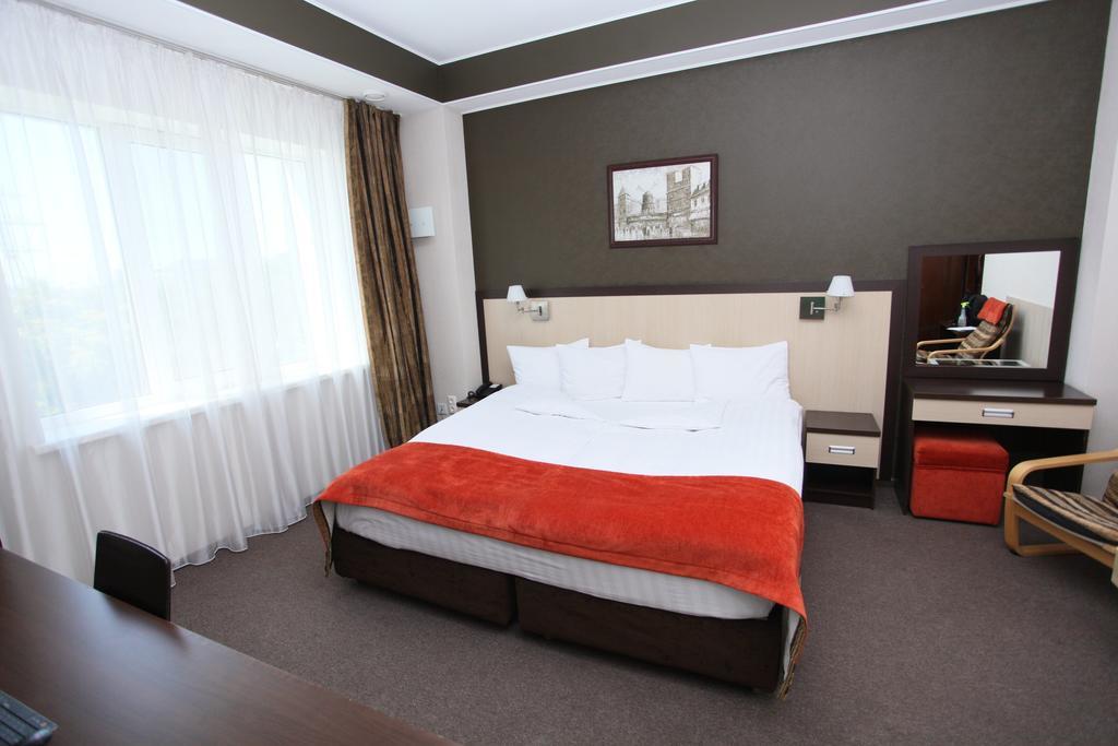 Premier Hotel Krasnodar Bagian luar foto